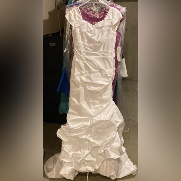 White Beautifully Modest satin mermaid wedding gown - Picture 2 of 6